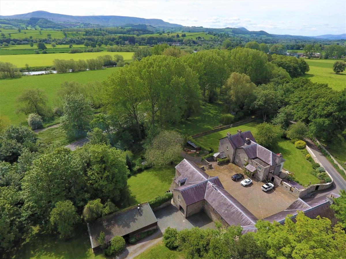 Glanhenwye Courtyard Cottages Glasbury Εξωτερικό φωτογραφία