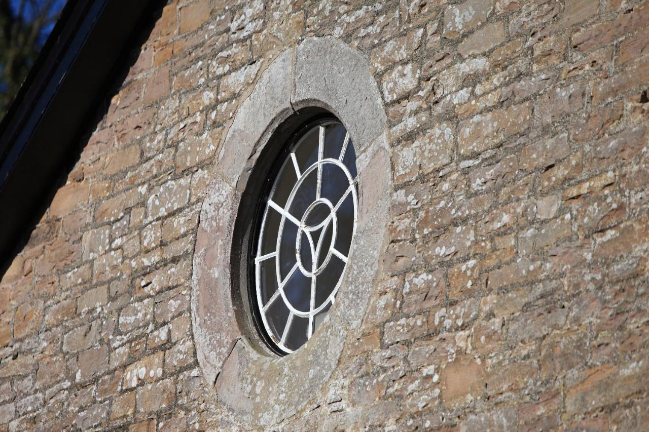 Glanhenwye Courtyard Cottages Glasbury Εξωτερικό φωτογραφία