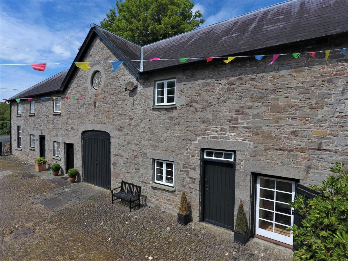 Glanhenwye Courtyard Cottages Glasbury Εξωτερικό φωτογραφία
